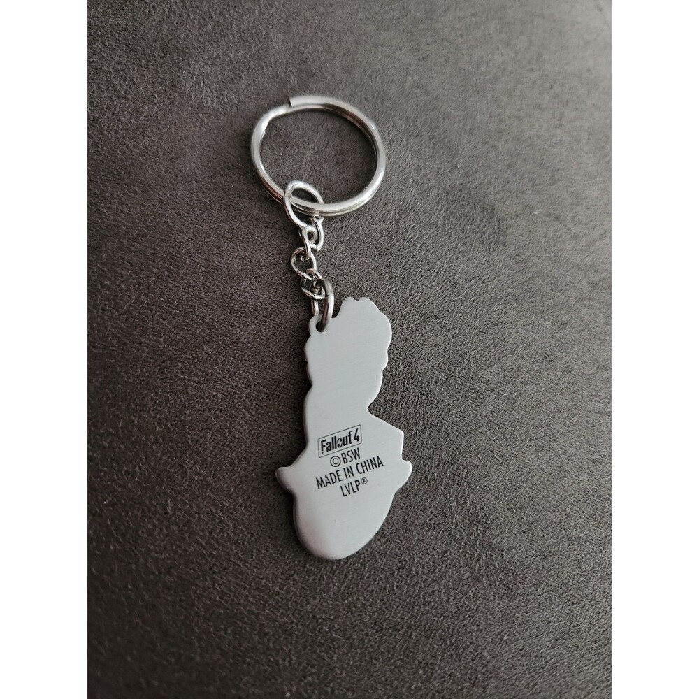 Fallout 4 keychain - Picture 2 of 4